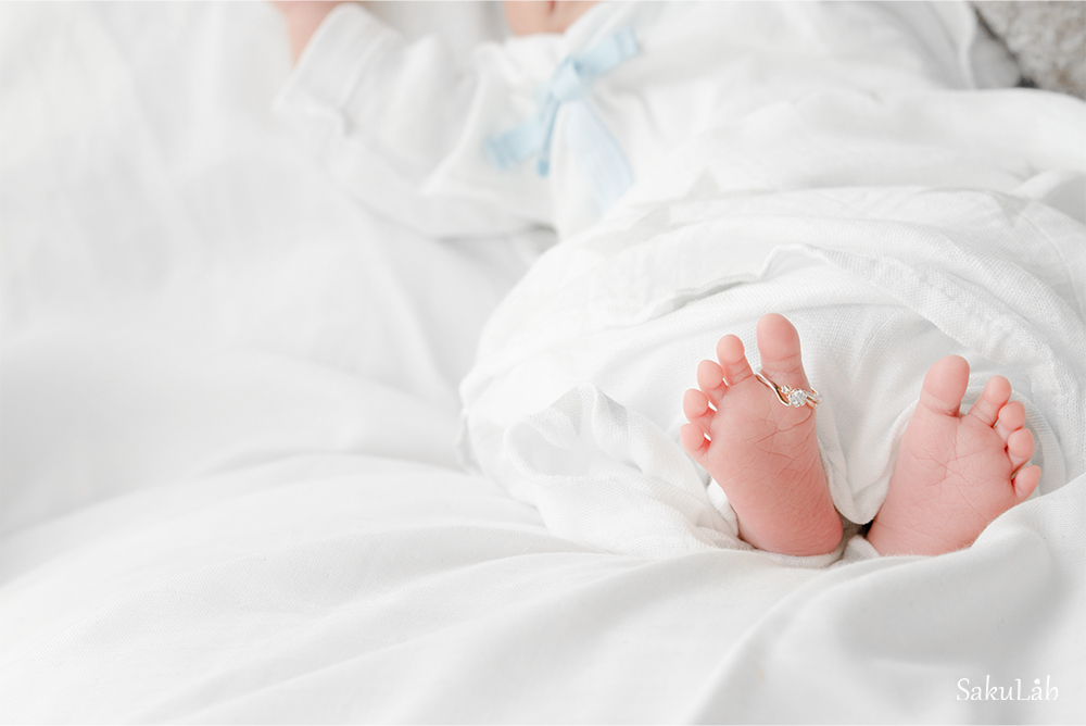 滋賀京都でニューボーンフォトならSakuLabへお任せください。