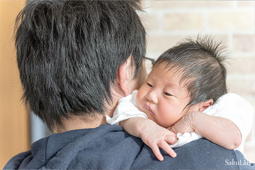 滋賀京都でニューボーンフォトならSakuLabへお任せください。